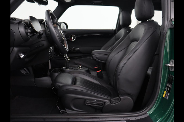 MINI Mini Electric Yours 33 kWh | Panoramadak | Camera | Head-up display | Cruise Control | keyless entry | Stoelverwarming | Navigatie