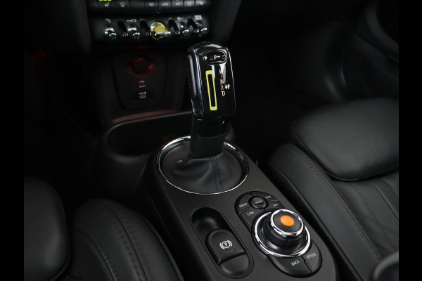 MINI Mini Electric Yours 33 kWh | Panoramadak | Camera | Head-up display | Cruise Control | keyless entry | Stoelverwarming | Navigatie