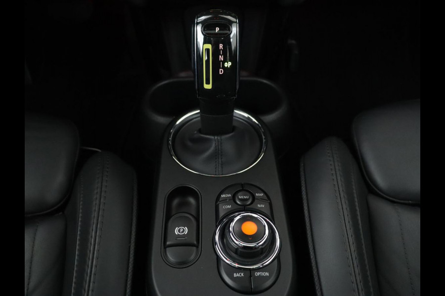 MINI Mini Electric Yours 33 kWh | Panoramadak | Camera | Head-up display | Cruise Control | keyless entry | Stoelverwarming | Navigatie