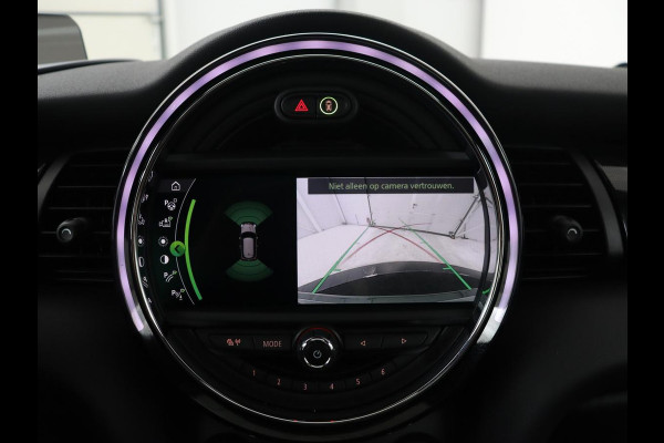 MINI Mini Electric Yours 33 kWh | Panoramadak | Camera | Head-up display | Cruise Control | keyless entry | Stoelverwarming | Navigatie