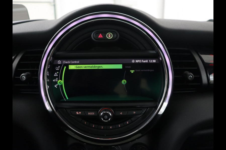 MINI Mini Electric Yours 33 kWh | Panoramadak | Camera | Head-up display | Cruise Control | keyless entry | Stoelverwarming | Navigatie