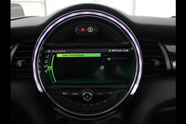 MINI Mini Electric Yours 33 kWh | Panoramadak | Camera | Head-up display | Cruise Control | keyless entry | Stoelverwarming | Navigatie