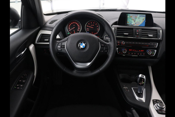 BMW 1-serie 118i Executive | 65.000 NAP | Cruise Control | Navigatie | Trekhaak | PDC | Bleutooth | Xenon | Automaat