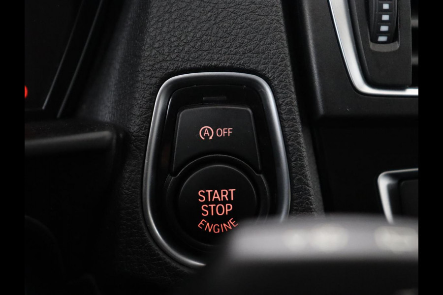 BMW 1-serie 118i Executive | 65.000 NAP | Cruise Control | Navigatie | Trekhaak | PDC | Bleutooth | Xenon | Automaat