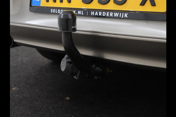 BMW 1-serie 118i Executive | 65.000 NAP | Cruise Control | Navigatie | Trekhaak | PDC | Bleutooth | Xenon | Automaat