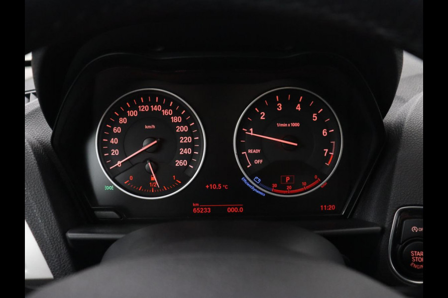 BMW 1-serie 118i Executive | 65.000 NAP | Cruise Control | Navigatie | Trekhaak | PDC | Bleutooth | Xenon | Automaat