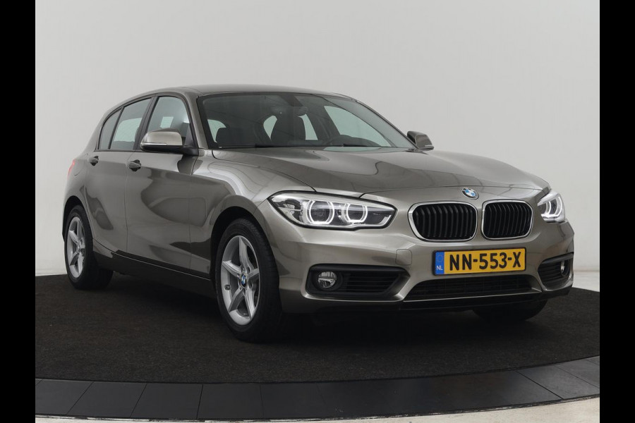 BMW 1-serie 118i Executive | 65.000 NAP | Cruise Control | Navigatie | Trekhaak | PDC | Bleutooth | Xenon | Automaat