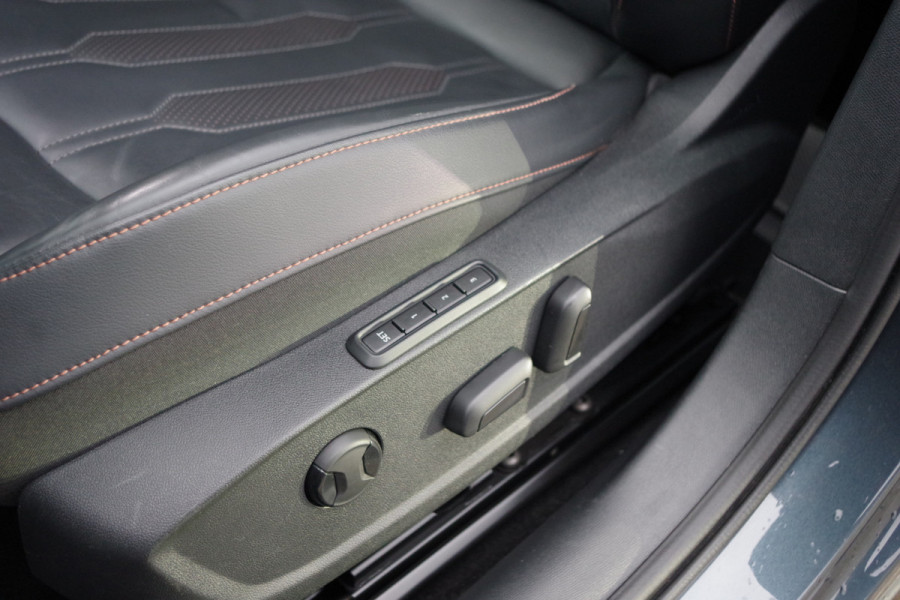 CUPRA Formentor 1.4 e-Hybrid 245 PK VZ Performance PHEV, Leder, Memory, Winterpakket, Adap. Cruise Control, Camera