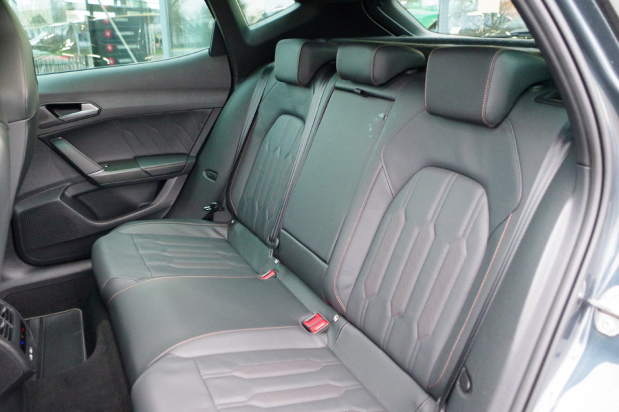 CUPRA Formentor 1.4 e-Hybrid 245 PK VZ Performance PHEV, Leder, Memory, Winterpakket, Adap. Cruise Control, Camera