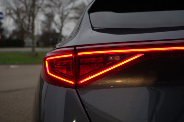 CUPRA Formentor 1.4 e-Hybrid 245 PK VZ Performance PHEV, Leder, Memory, Winterpakket, Adap. Cruise Control, Camera