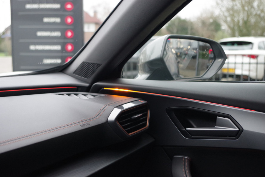 CUPRA Formentor 1.4 e-Hybrid 245 PK VZ Performance PHEV, Leder, Memory, Winterpakket, Adap. Cruise Control, Camera