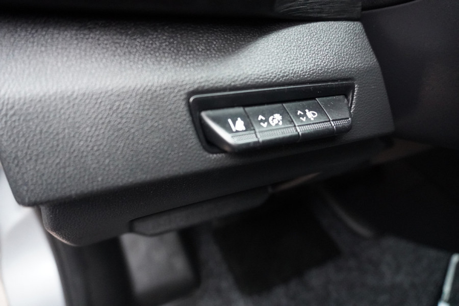 Renault Trafic 2.0 dCi 150PK T29 L2H1 DC Luxe Dubbelcabine nr. V011 | Climate | adap.cruise | Navi | Camera | Schuifdeur L + R