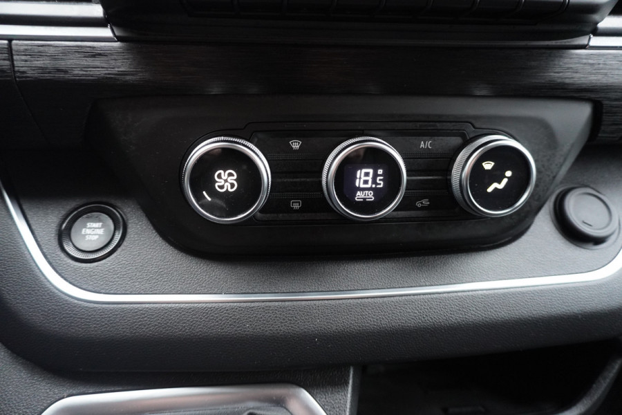 Renault Trafic 2.0 dCi 150PK T29 L2H1 DC Luxe Dubbelcabine nr. V011 | Climate | adap.cruise | Navi | Camera | Schuifdeur L + R