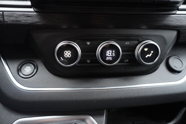 Renault Trafic 2.0 dCi 150PK T29 L2H1 DC Luxe Dubbelcabine nr. V011 | Climate | adap.cruise | Navi | Camera | Schuifdeur L + R