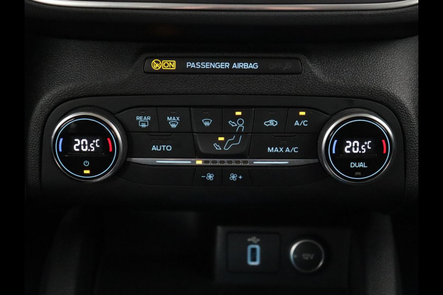 Ford Focus 1.0 EcoBoost Titanium Business | Apple Carplay | Navigatie | Cruise Control | Keyless entry | LMV 16 |