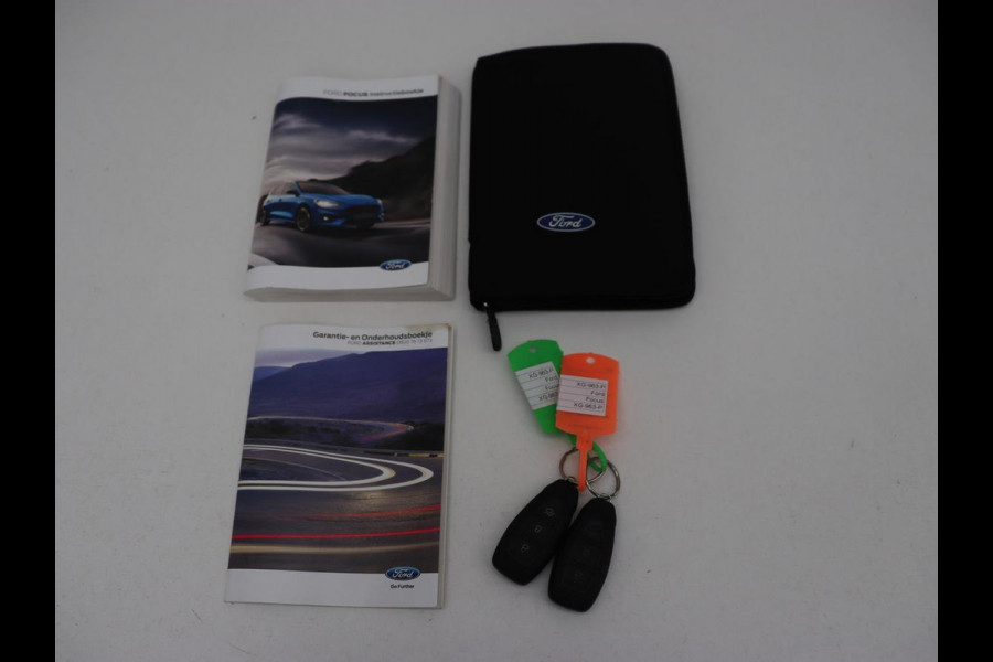 Ford Focus 1.0 EcoBoost Titanium Business | Apple Carplay | Navigatie | Cruise Control | Keyless entry | LMV 16 |