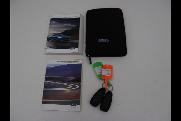 Ford Focus 1.0 EcoBoost Titanium Business | Apple Carplay | Navigatie | Cruise Control | Keyless entry | LMV 16 |