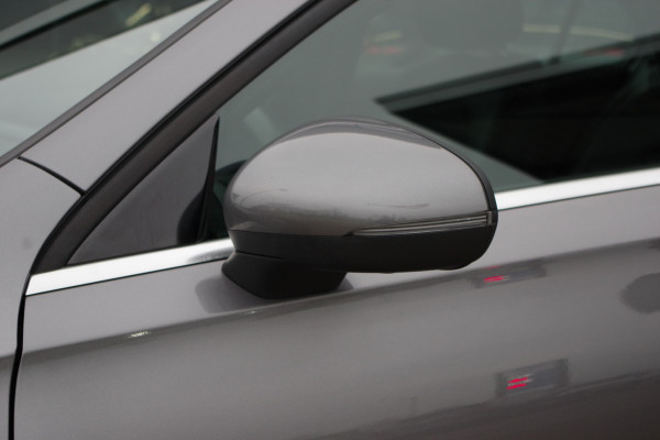 Mercedes-Benz A-Klasse 200 164 PK Automaat Business Solution, Groot-Navigatie, Stoelverwarming