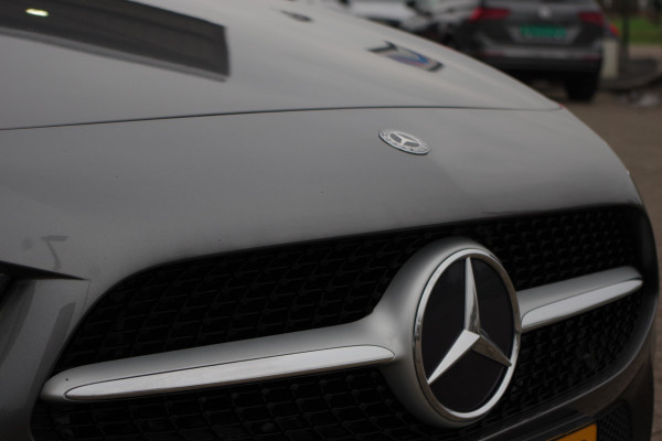 Mercedes-Benz A-Klasse 200 164 PK Automaat Business Solution, Groot-Navigatie, Stoelverwarming