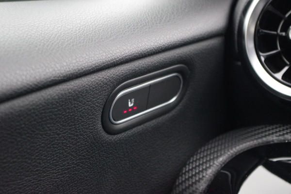 Mercedes-Benz A-Klasse 200 164 PK Automaat Business Solution, Groot-Navigatie, Stoelverwarming