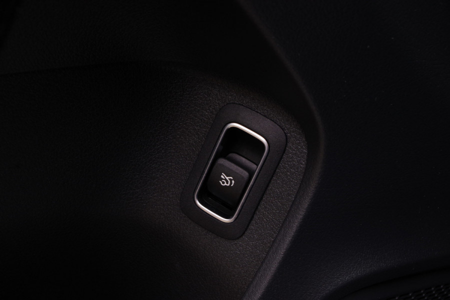 Mercedes-Benz A-Klasse 200 164 PK Automaat Business Solution, Groot-Navigatie, Stoelverwarming