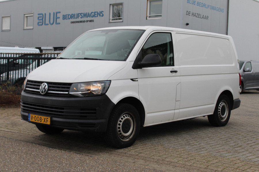 Volkswagen Transporter T6 2.0 TDI 102PK Euro6 L1 Comfortline ✓ Sortimo werkplaats inrichting ✓ Victron Energy stroomunit ✓ Standkachel