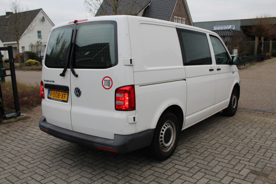 Volkswagen Transporter T6 2.0 TDI 102PK Euro6 L1 Comfortline ✓ Sortimo werkplaats inrichting ✓ Victron Energy stroomunit ✓ Standkachel