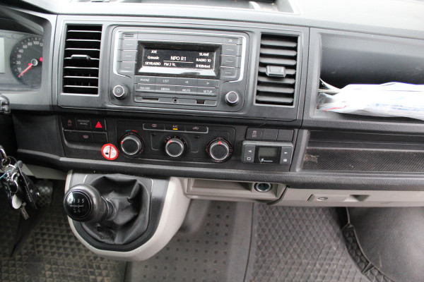 Volkswagen Transporter T6 2.0 TDI 102PK Euro6 L1 Comfortline ✓ Sortimo werkplaats inrichting ✓ Victron Energy stroomunit ✓ Standkachel