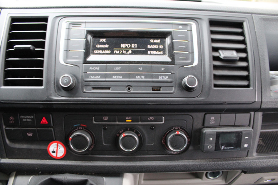 Volkswagen Transporter T6 2.0 TDI 102PK Euro6 L1 Comfortline ✓ Sortimo werkplaats inrichting ✓ Victron Energy stroomunit ✓ Standkachel