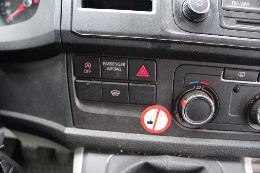 Volkswagen Transporter T6 2.0 TDI 102PK Euro6 L1 Comfortline ✓ Sortimo werkplaats inrichting ✓ Victron Energy stroomunit ✓ Standkachel