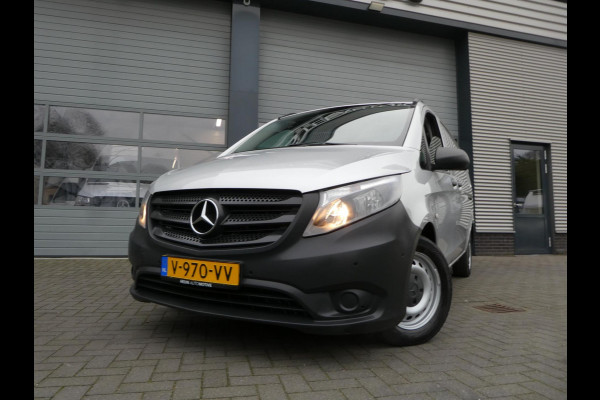 Mercedes-Benz Vito 114cdi XL, 2xschuifdeur, Automaat, Camera, Navigatie, 3-Zits, trekhaak, PDC.