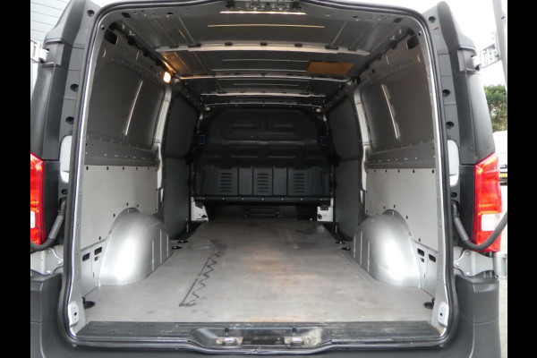 Mercedes-Benz Vito 114cdi XL, 2xschuifdeur, Automaat, Camera, Navigatie, 3-Zits, trekhaak, PDC.