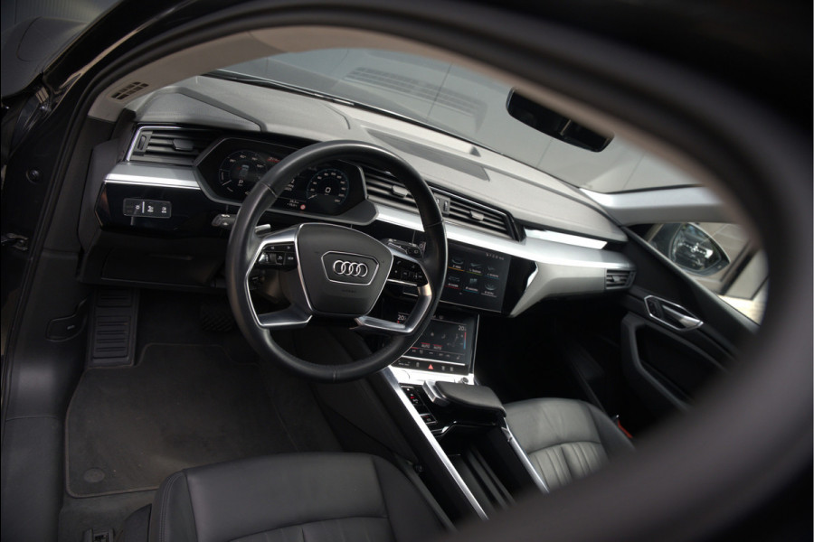 Audi e-tron 50 quattro Business edition Plus 71 kWh | Black Edition | Panoramadak | Memory Seats | Luchtvering | Adaptive Cruise Control | Keyless | Matrix LED | Leder | Stoelverwarming | NAP |