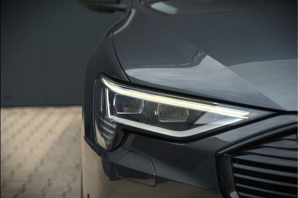 Audi e-tron 50 quattro Business edition Plus 71 kWh | Black Edition | Panoramadak | Memory Seats | Luchtvering | Adaptive Cruise Control | Keyless | Matrix LED | Leder | Stoelverwarming | NAP |