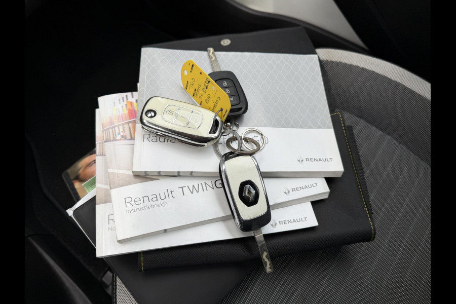 Renault Twingo 0.9 TCe Dynamique Automaat | Airco | Parkeersensoren | Lichtmetalen Velgen |
