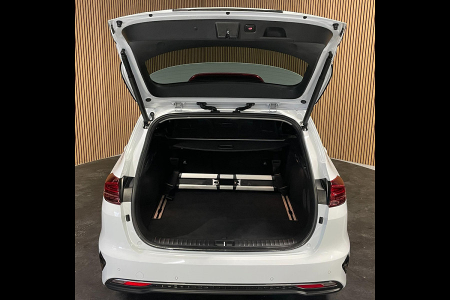 Kia Ceed Sportswagon 1.5 T-GDi ExecutiveLine|FULL OPTION|DIGITAL COCKPIT|TREKH|PANO|LEDER|ACC|MEMORY|JBL|STOELVERW+VENT/STUURVERW|