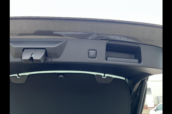 Ford Kuga 2.5 PHEV Sound Edition 243pk | Ford Voorraad | Panorama Dak | 20 inch Lichtmetaal | Winterpack | Matrix LED | Driver Assistance Pack