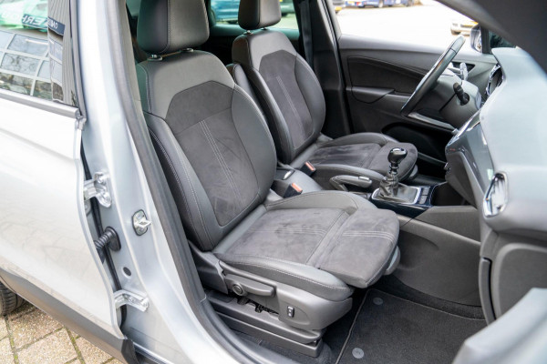 Opel Crossland 1.2 Turbo Elegance|Prijs rijklaar incl 12 mnd garantie|Camera Navi Ledverlichting Keyless