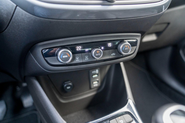 Opel Crossland 1.2 Turbo Elegance|Prijs rijklaar incl 12 mnd garantie|Camera Navi Ledverlichting Keyless