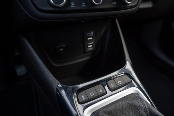 Opel Crossland 1.2 Turbo Elegance|Prijs rijklaar incl 12 mnd garantie|Camera Navi Ledverlichting Keyless