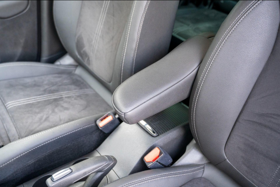 Opel Crossland 1.2 Turbo Elegance|Prijs rijklaar incl 12 mnd garantie|Camera Navi Ledverlichting Keyless