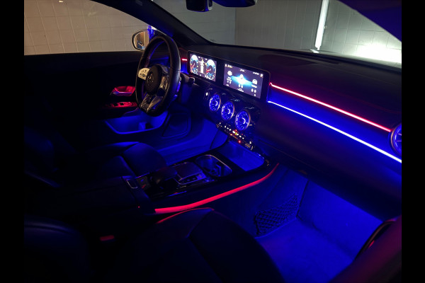 Mercedes-Benz CLA-Klasse 220 AMG Pano|Sfeer|Camera|Nightpakket