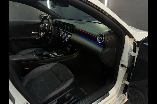 Mercedes-Benz CLA-Klasse 220 AMG Pano|Sfeer|Camera|Nightpakket