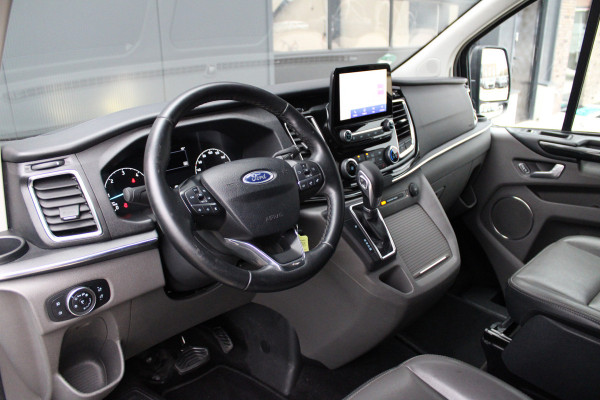 Ford Tourneo Custom 320 2.0 TDCI L2H1 185pk - 2x Schuif - Xenon - Trekhaak - Standkachel - Leder - Camera - Carplay - Blindspot - Rijklaar