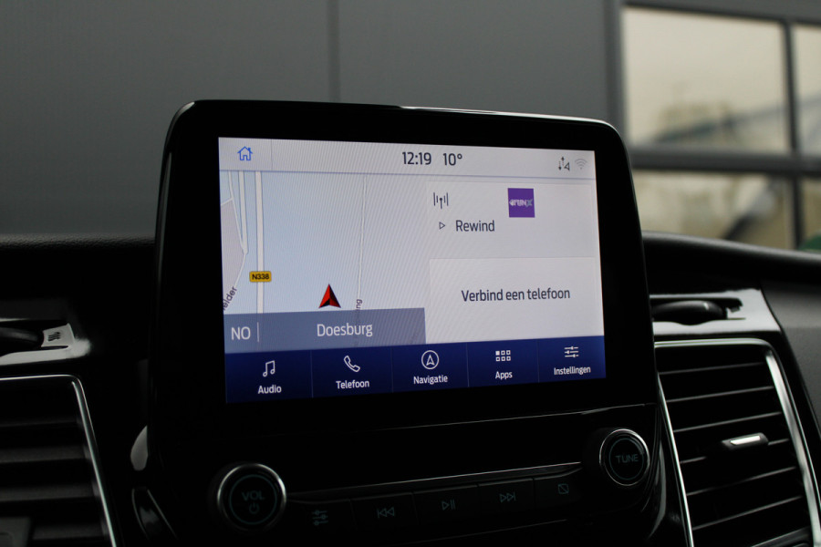 Ford Tourneo Custom 320 2.0 TDCI L2H1 185pk - 2x Schuif - Xenon - Trekhaak - Standkachel - Leder - Camera - Carplay - Blindspot - Rijklaar