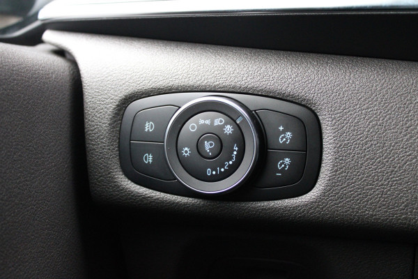 Ford Tourneo Custom 320 2.0 TDCI L2H1 185pk - 2x Schuif - Xenon - Trekhaak - Standkachel - Leder - Camera - Carplay - Blindspot - Rijklaar