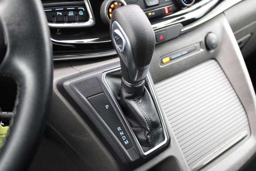Ford Tourneo Custom 320 2.0 TDCI L2H1 185pk - 2x Schuif - Xenon - Trekhaak - Standkachel - Leder - Camera - Carplay - Blindspot - Rijklaar