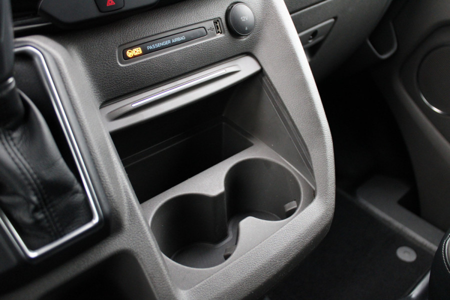 Ford Tourneo Custom 320 2.0 TDCI L2H1 185pk - 2x Schuif - Xenon - Trekhaak - Standkachel - Leder - Camera - Carplay - Blindspot - Rijklaar