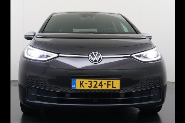 Volkswagen ID.3 First Plus 58kWh Navi-Pro Adap.Cruise Camera 19" Ecc Apple Carplay Android Auto SOH 86% Stoel+Stuurverwarming Lmv Matrix led Privacy Glas Keyless Rijstrooksensor Origineel Nederlandse Auto