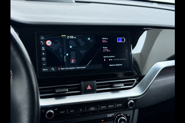 Kia e-Niro 64kWh Leer+Elek.Stoel+Memory+Gekoeld Warmtepomp ExecutiveLine JBL®-Hifi Adap.Cruise Camera Navi Ecc Pdc Stoelverwarming-Koeling SOH 100% Stuurverwarming  Keyless Blind Spot Lane Assist Led Lmv 17" 1e Eigenaar Origineel Nederlandse Auto € 48.000,- nieuw